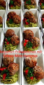 Roquefort-Frikadellchen mit Erbsen-Minz-Hummus