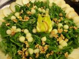 Rucola-Birnen-Salat mit Walnüssen