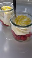 Trifle mit Ingwerkeksen u. Lemoncurd